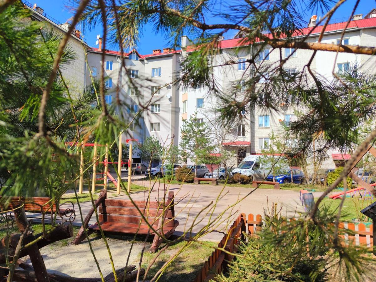 Positive Apartman Lviv Kültér fotó