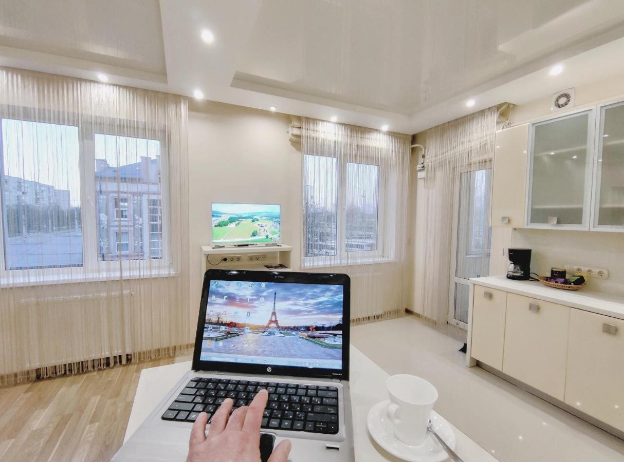 Positive Apartman Lviv Kültér fotó