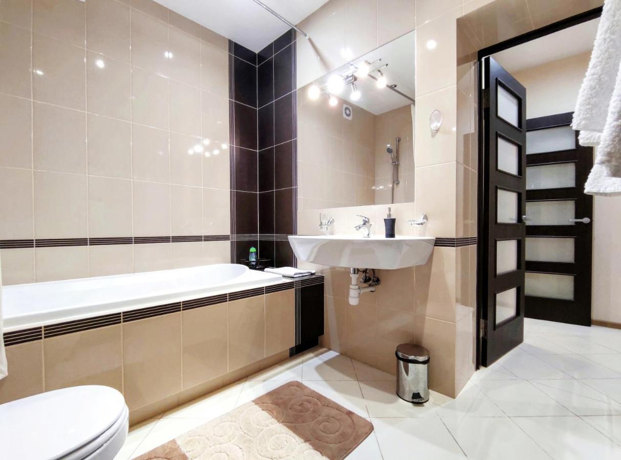 Positive Apartman Lviv Kültér fotó