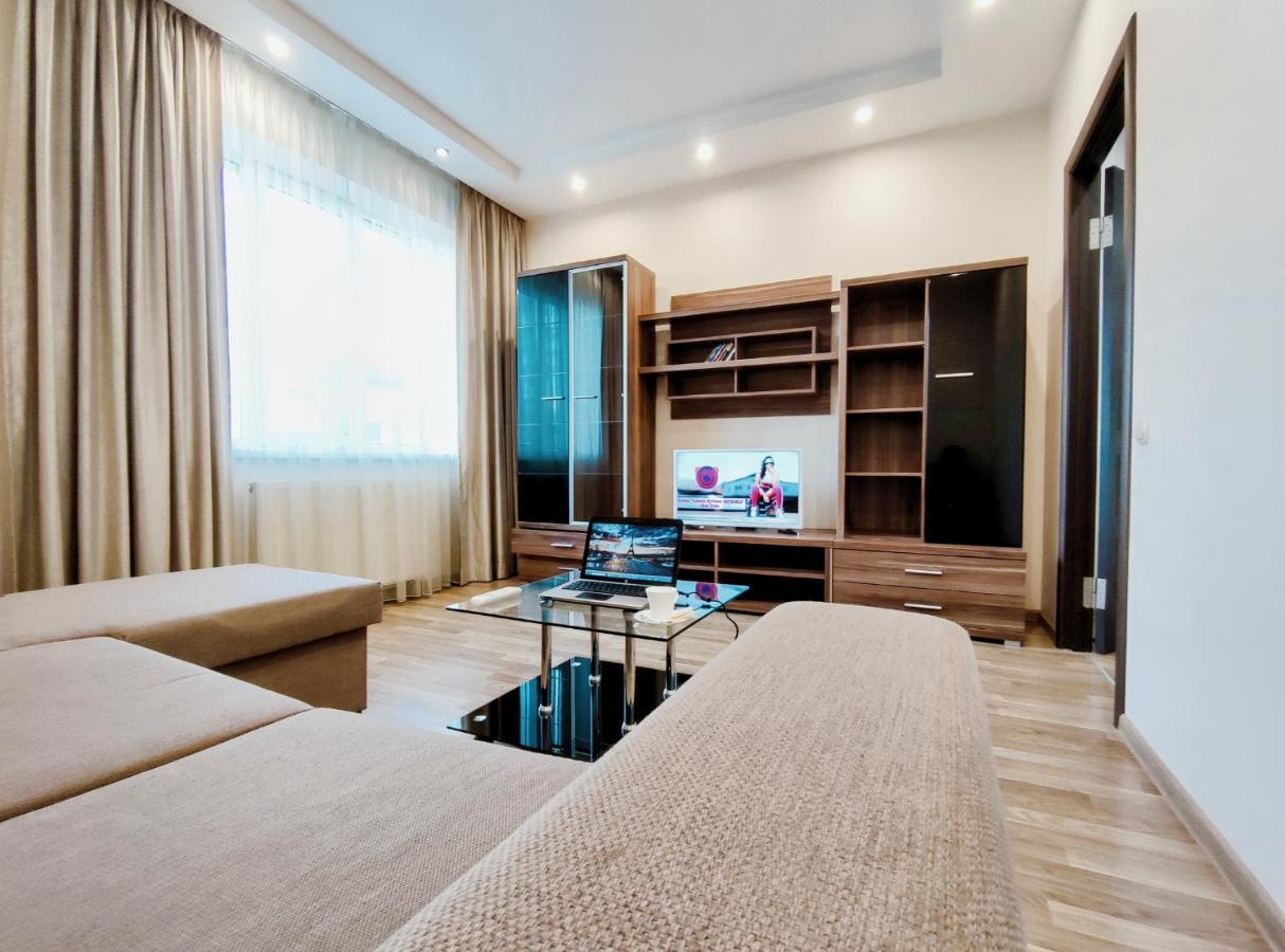 Positive Apartman Lviv Kültér fotó