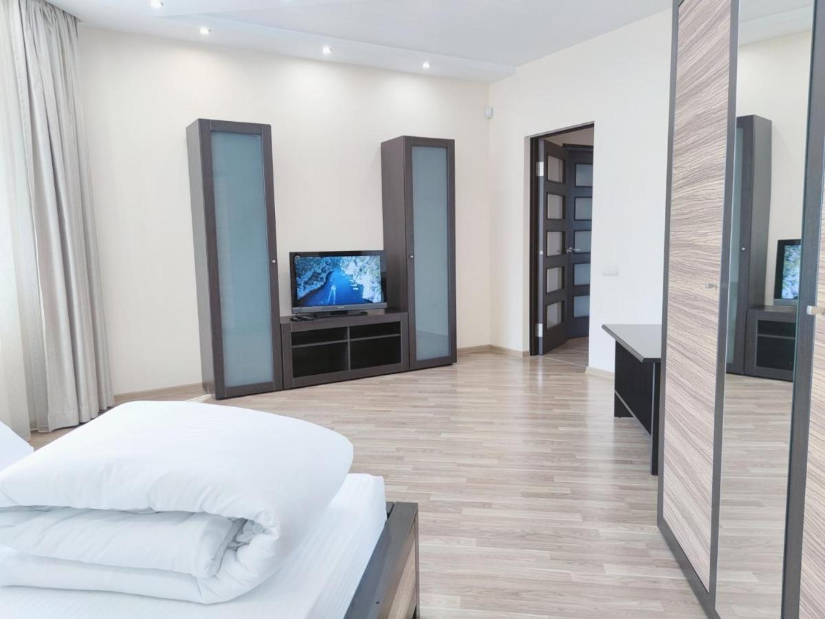 Positive Apartman Lviv Kültér fotó